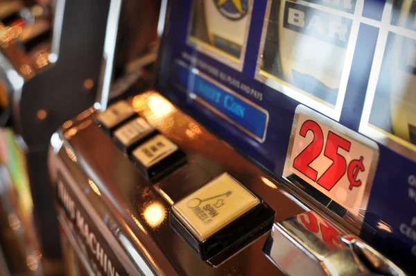 mpo 1221 Lightning Roulette bet slip showing multiple bet types and current balance